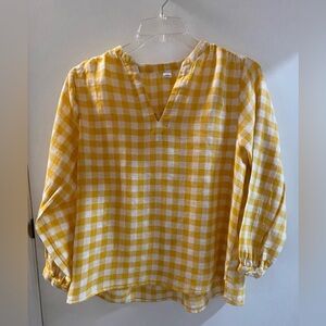 Old Navy Yellow and White Gingham Split-Neck Blouse
Size: Small